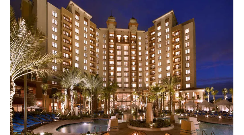Hotels & Motels